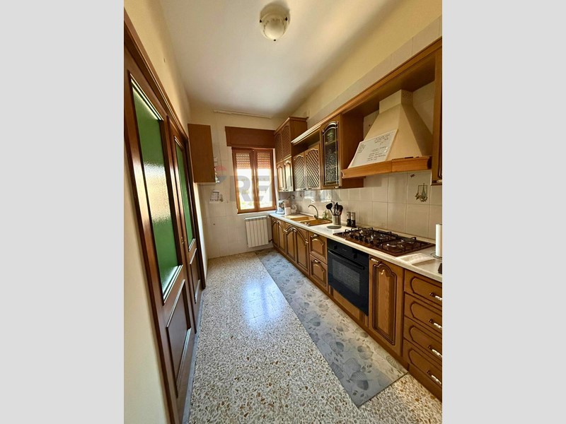 Trilocale in Vendita a Pagani, 135'000&euro;, 91 m²