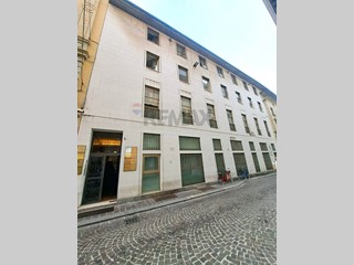 Bilocale in Affitto a Pavia, 750&euro;, 56 m²