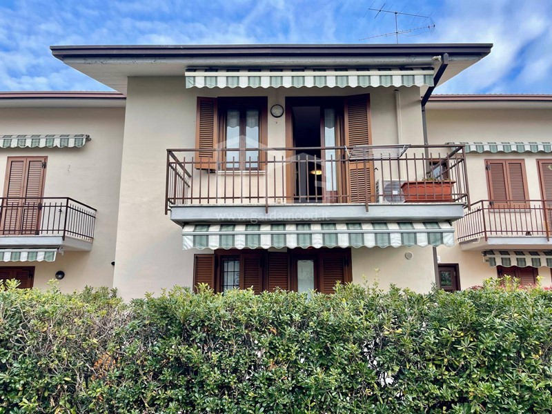 Trilocale in Vendita a Desenzano del Garda, 275'000&euro;, 85 m²