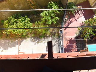 Appartamento in Vendita a Genova, 88'000&euro;, 79 m²