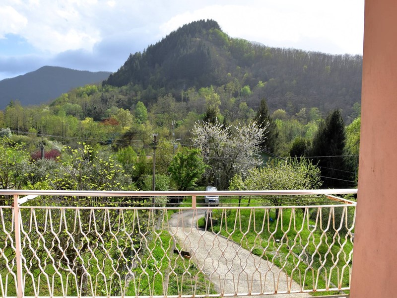 Casa Semi Indipendente in Vendita a Mulazzo, 63'000&euro;, 154 m²