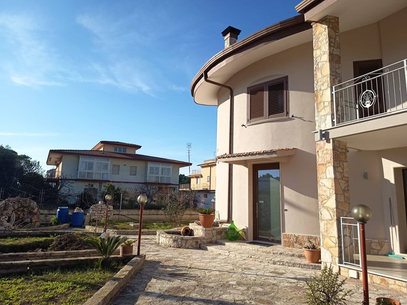 Appartamento in Vendita a Taranto, 169'000&euro;, 124 m²