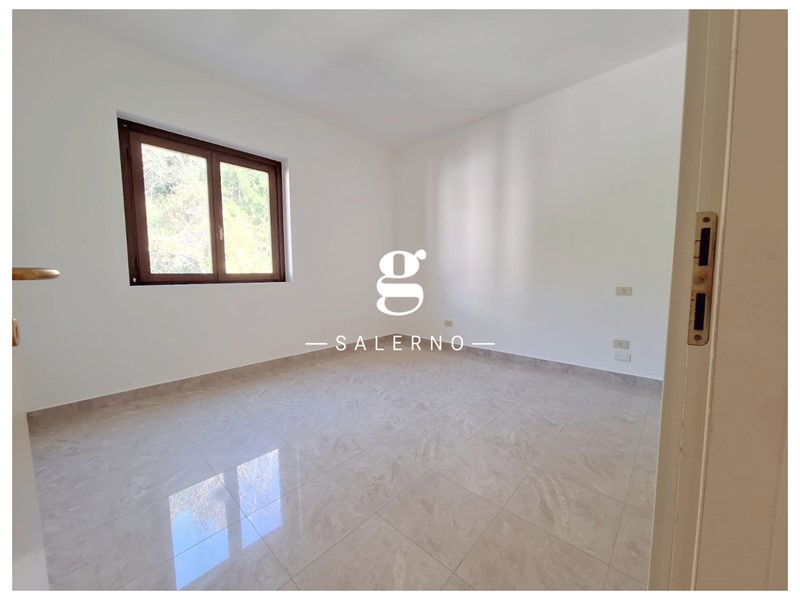 Trilocale in Vendita a Salerno, 240'000&euro;, 79 m²