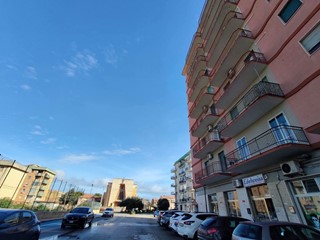 Appartamento in Vendita a Siracusa, 97'000&euro;, 132 m²