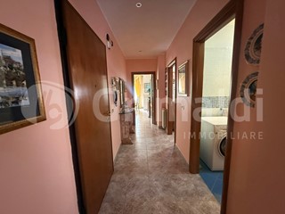 Trilocale in Vendita a Messina, 130'000&euro;, 124 m², arredato