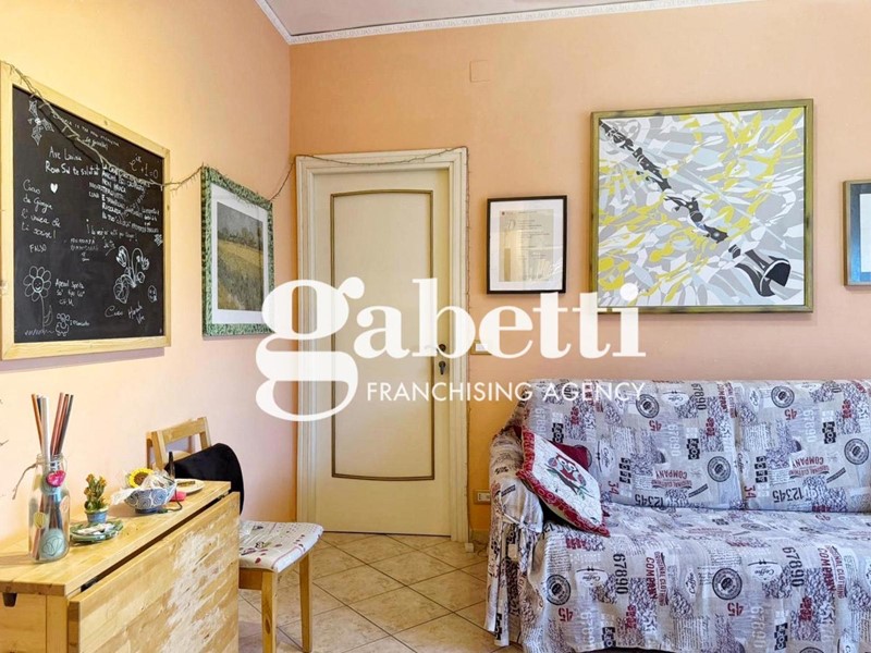 Bilocale in Vendita a Roma, 192'000&euro;, 53 m²