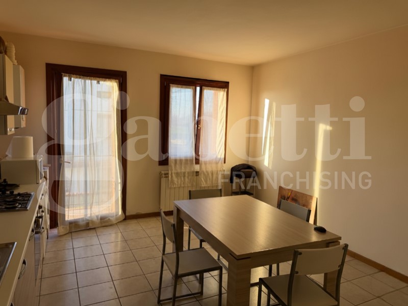 Bilocale in Vendita a Rovato, 100'000&euro;, 50 m²