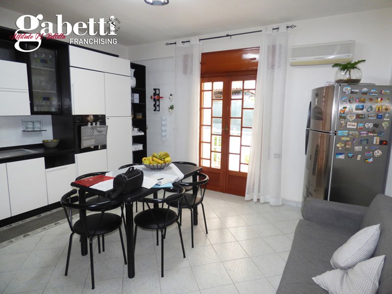 Appartamento in Vendita a Bagheria, 177'000&euro;, 152 m²