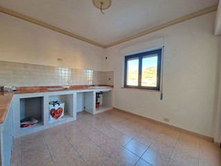 Appartamento in Vendita a Trapani, 345'000&euro;, 190 m²