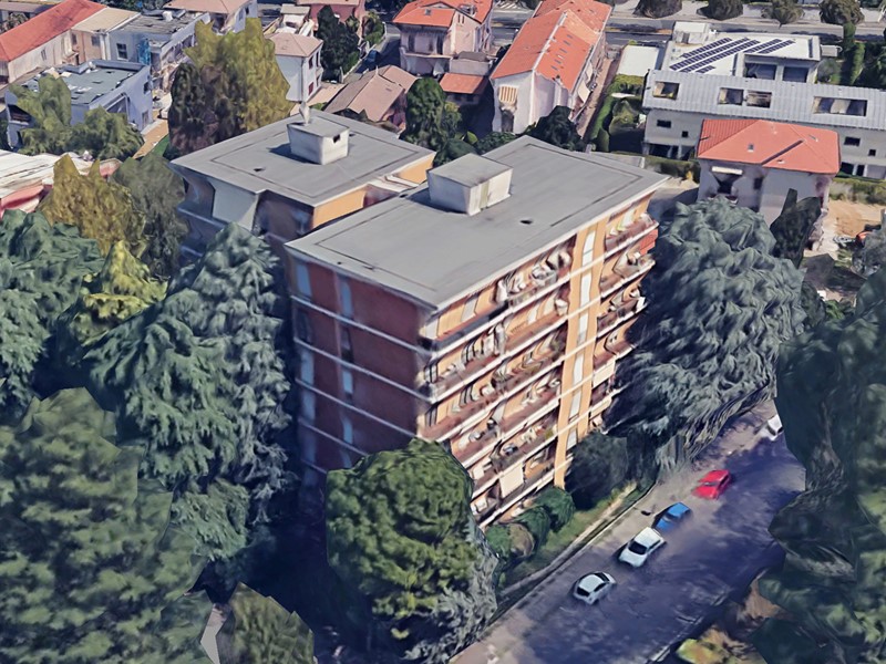 Trilocale in Vendita a Monza, 265'000&euro;, 100 m², con Box