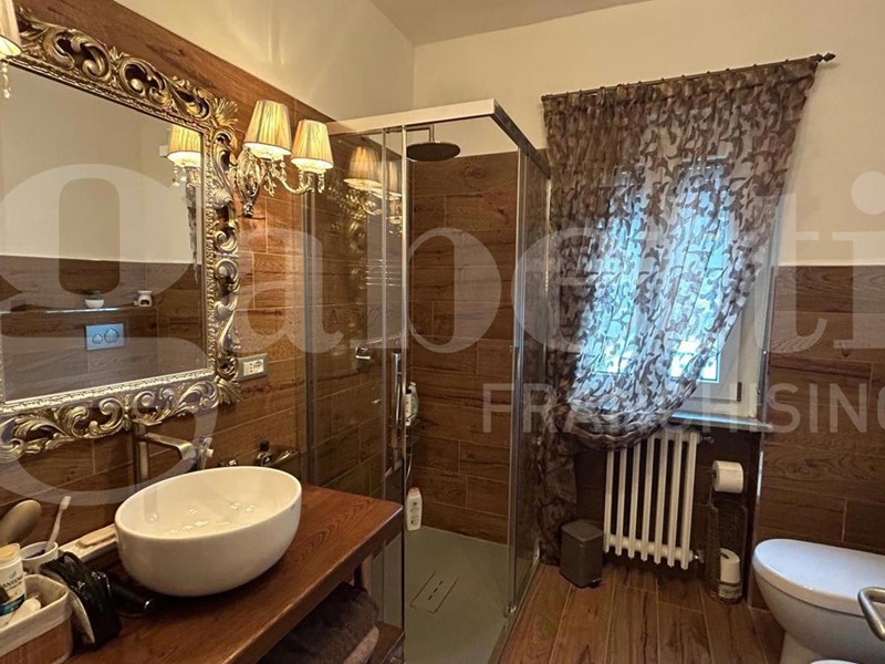 Trilocale in Affitto a Bardonecchia, 1'000&euro;, 86 m², arredato