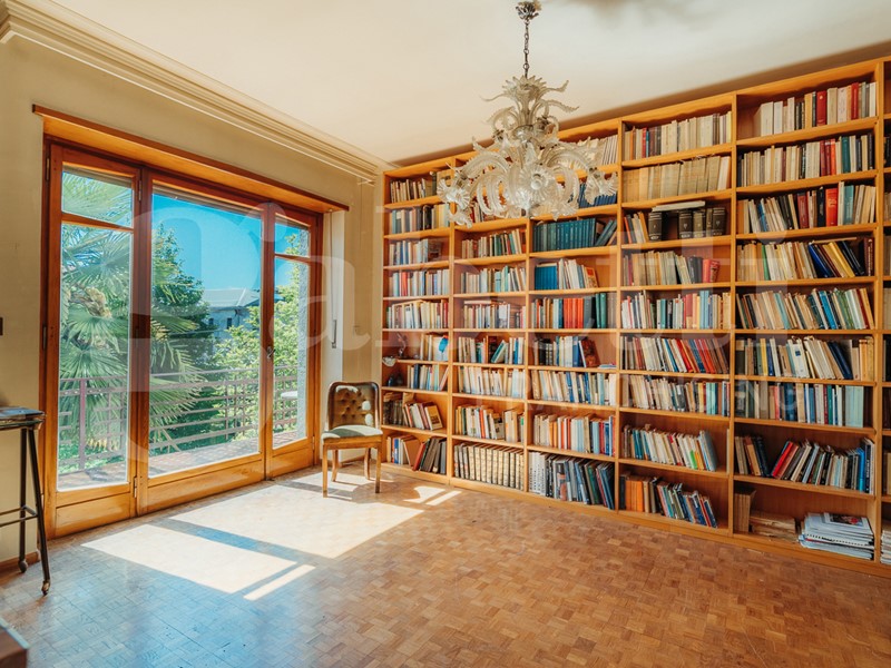 Appartamento in Vendita a Pinerolo, 189'000&euro;, 199 m²