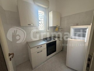Bilocale in Vendita a Messina, 42'000&euro;, 47 m², arredato