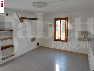 Quadrilocale in Affitto a Asciano, 560&euro;, 74 m²