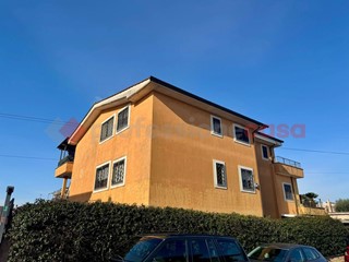 Bilocale in Vendita a Roma, 169'000&euro;, 60 m²