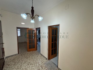 Trilocale in Vendita a Bari, 168'000&euro;, 85 m²