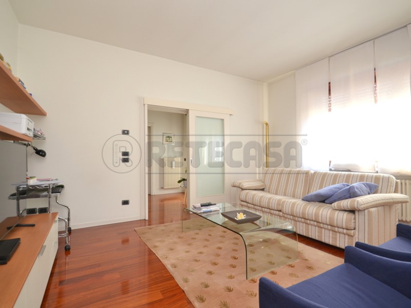 Appartamento in Vendita a Valdagno, zona Novale, 165'000&euro;, 130 m², con Box