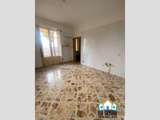Quadrilocale in Vendita a Alcamo, 85'000&euro;, 130 m²