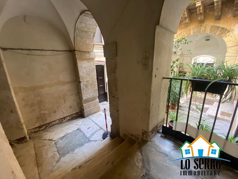 Appartamento in Vendita a Alcamo, 170'000&euro;, 200 m²