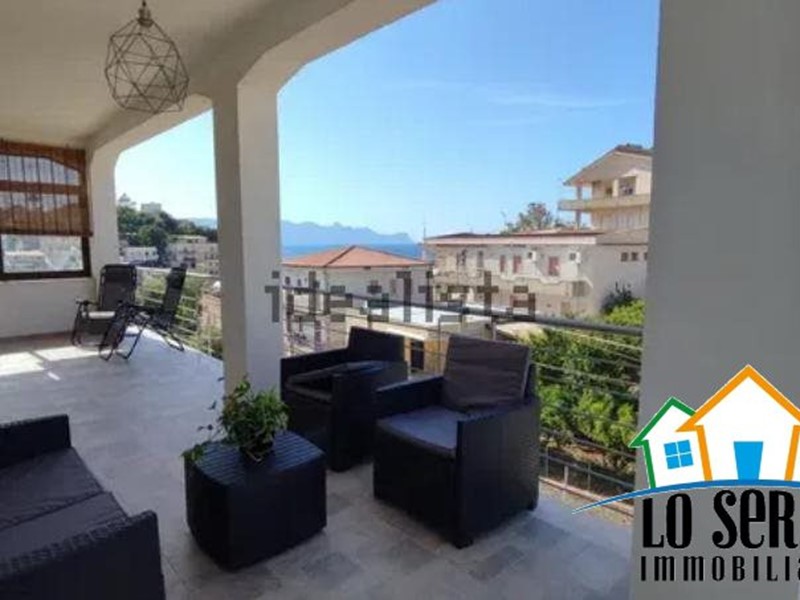 Trilocale in Vendita a Alcamo, 140'000&euro;, 115 m²