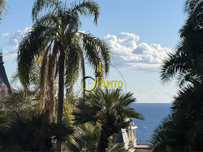 Bilocale in Vendita a Sanremo, 270'000&euro;, 59 m²