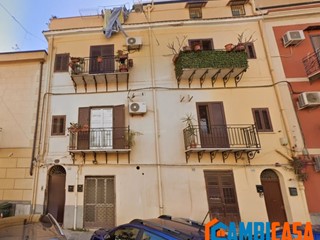 Quadrilocale in Vendita a Palermo, 135'000&euro;, 110 m²