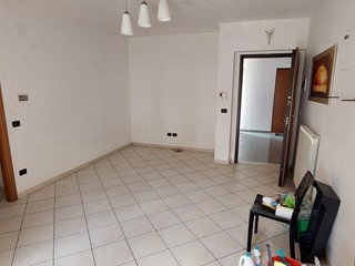 Trilocale in Vendita a Corropoli, 62'000&euro;, 85 m²