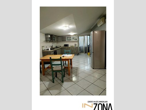 Bilocale in Vendita a Bellante, 44'700&euro;, 71 m²