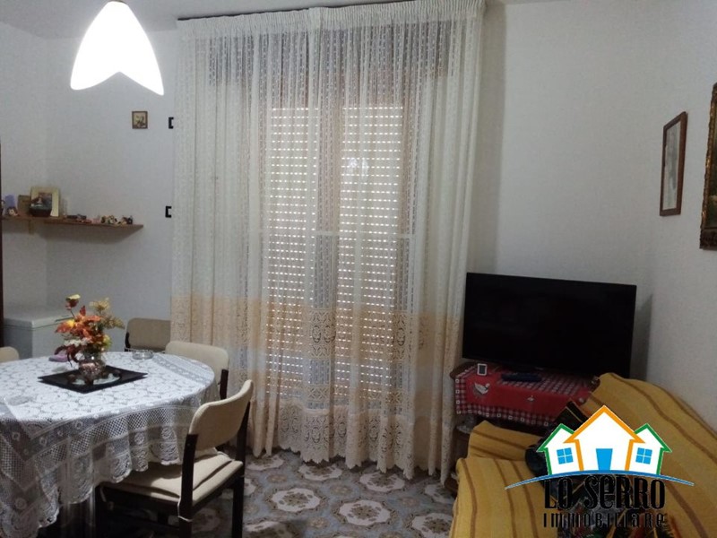 Trilocale in Vendita a Alcamo, 48'000&euro;, 85 m²