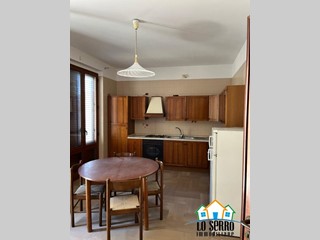 Quadrilocale in Vendita a Alcamo, 140'000&euro;, 160 m²