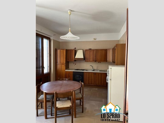 Quadrilocale in Vendita a Alcamo, 140'000&euro;, 160 m²