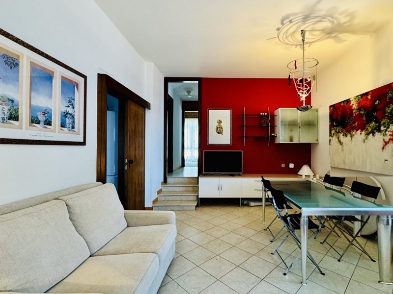 Appartamento in Affitto a Pietrasanta, zona Tonfano, 8'500&euro;, 110 m², arredato