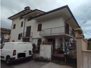 Appartamento in Vendita a Viareggio, 257'100&euro;, 110 m²