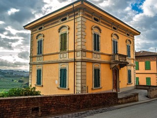 Appartamento in Vendita a San Miniato, 310'000&euro;, 234 m²