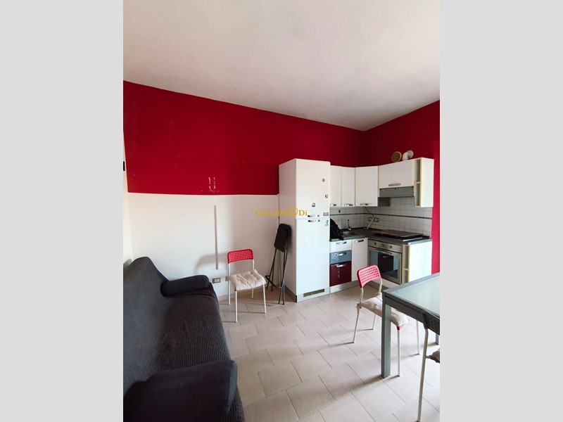 Bilocale in Vendita a Livorno, 98'000&euro;, 45 m², arredato