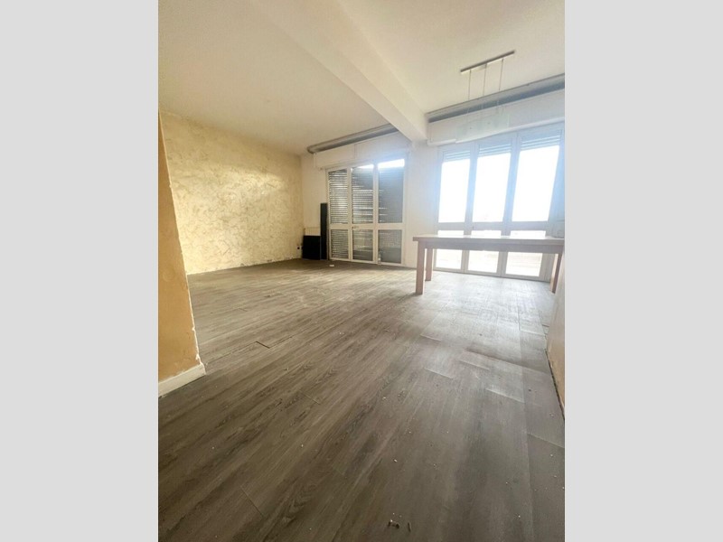 Appartamento in Vendita a Viareggio, 315'000&euro;, 110 m²