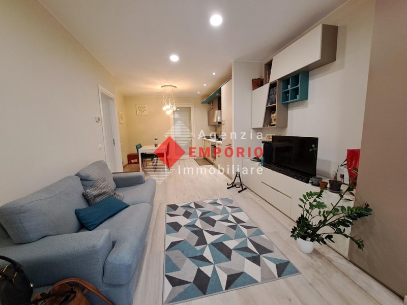 Appartamento in Vendita a Vicopisano, zona Uliveto Terme, 180'000&euro;, 81 m²