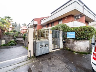 Bilocale in Affitto a San Giovanni la Punta, 590&euro;, 53 m²