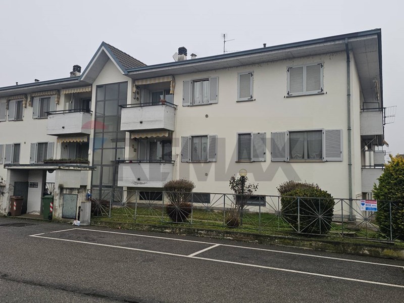 Trilocale in Vendita a Tromello, 28'000&euro;, 74 m²