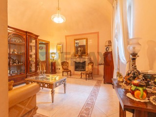 Quadrilocale in Vendita a Ischia di Castro, 145'000&euro;, 135 m²