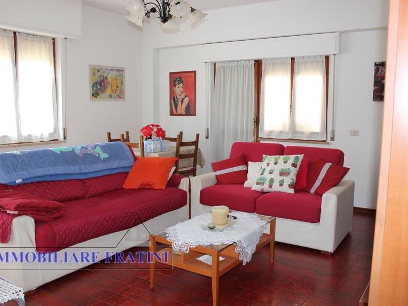 Appartamento in Vendita a Sant'Egidio alla Vibrata, 89'000&euro;, 155 m²