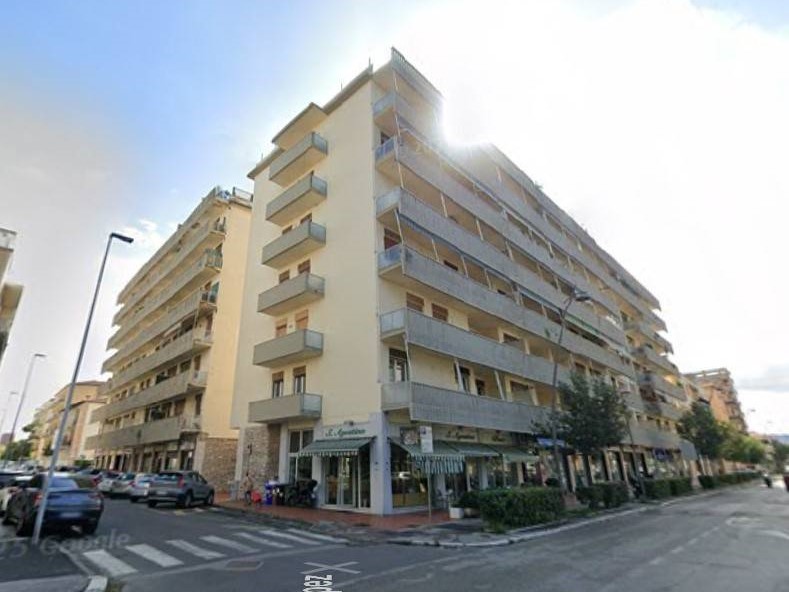 Quadrilocale in Vendita a Livorno, 87'750&euro;, 116 m²