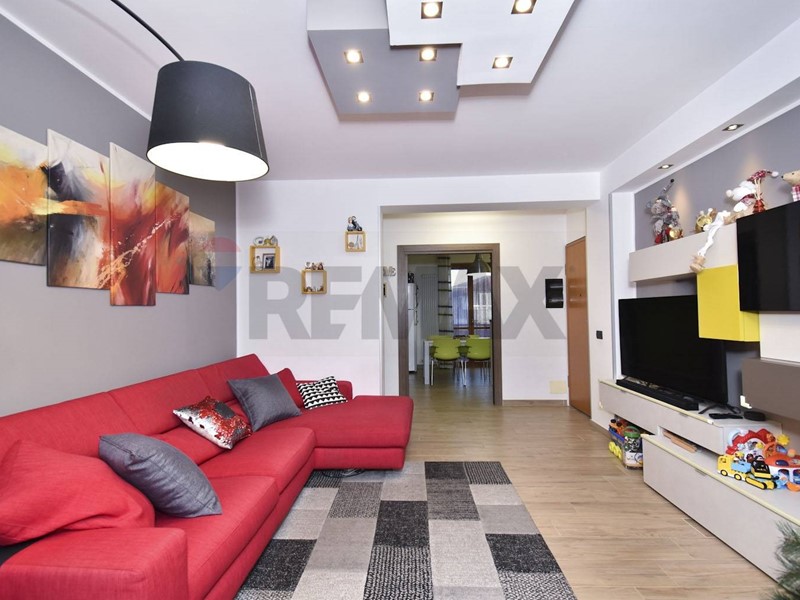 Quadrilocale in Vendita a Aci Sant'Antonio, 125'000&euro;, 97 m²