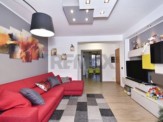 Quadrilocale in Vendita a Aci Sant'Antonio, 125'000&euro;, 97 m²