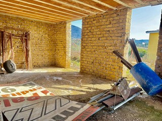 Quadrilocale in Vendita a Marcellina, 78'000&euro;, 130 m²