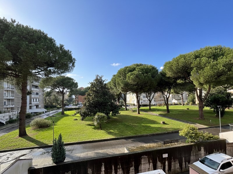 Quadrilocale in Vendita a Sestri Levante, zona comodo ai servizi, 230'000&euro;, 111 m²
