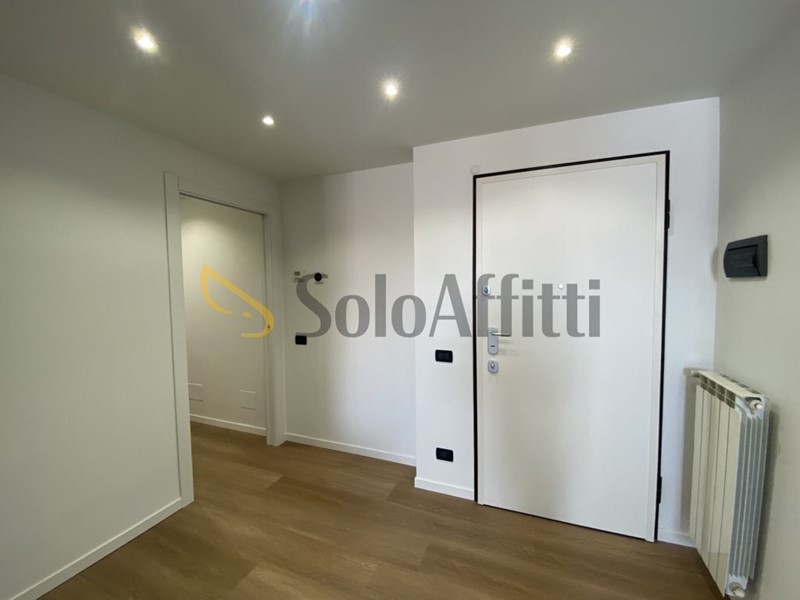 Trilocale in Affitto a Corsico, zona Centro storico, 1'300&euro;, 85 m², arredato