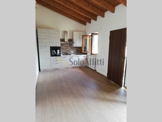 Villa in Affitto a San Cesareo, 870&euro;, 75 m²