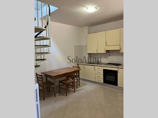 Trilocale in Affitto a Rimini, zona Borgo San Giuliano, 800&euro;, 50 m², arredato