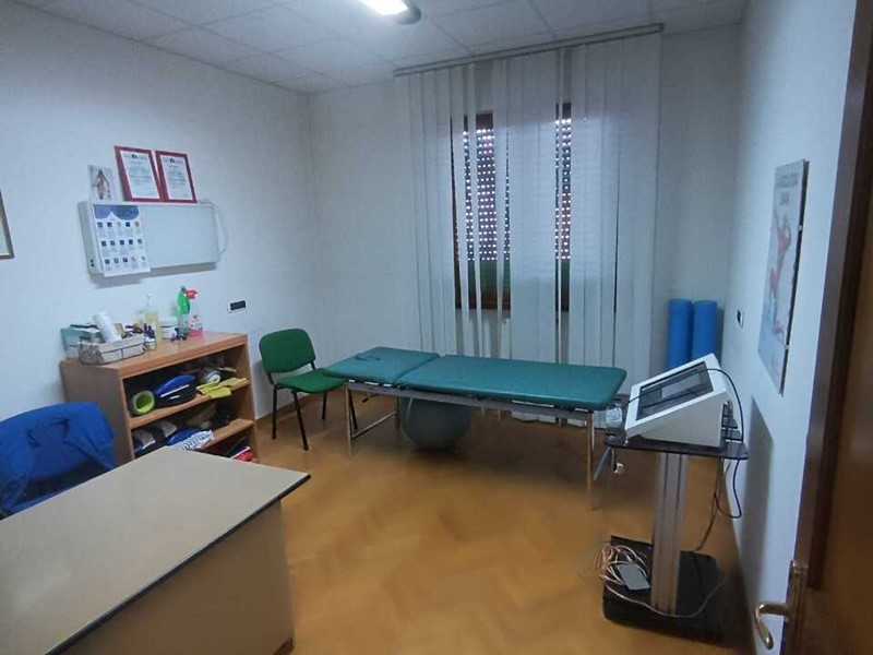 Quadrilocale in Vendita a Castelnuovo Magra, 90 m²